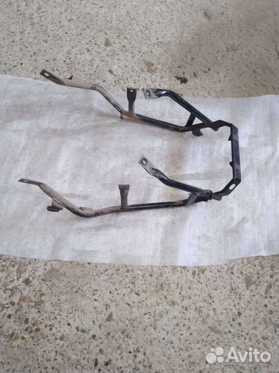 Задняя часть Сузуки gsx-r 250 (багажник)