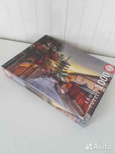 Пазлы новые в плёнке educa 1000