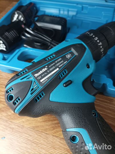 Шуруповерт-дрель Makita 12v