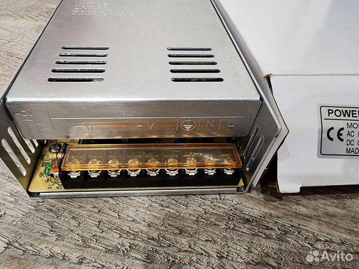 Трансформатор 36V 16.7 ампер