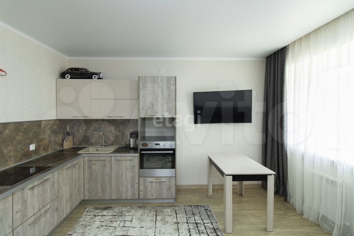 2-к. квартира, 69,7 м², 4/18 эт.