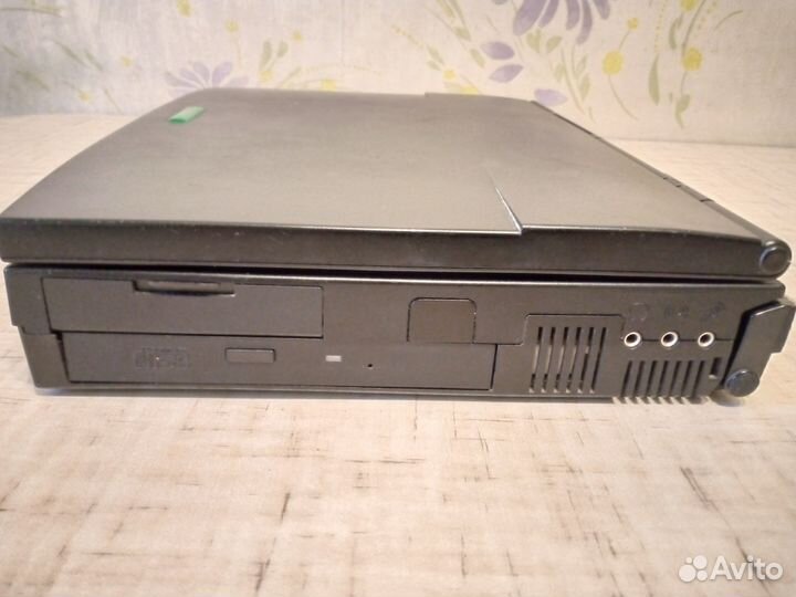 Древний ноутбук RoverBook