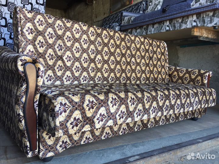 Диван Книжка