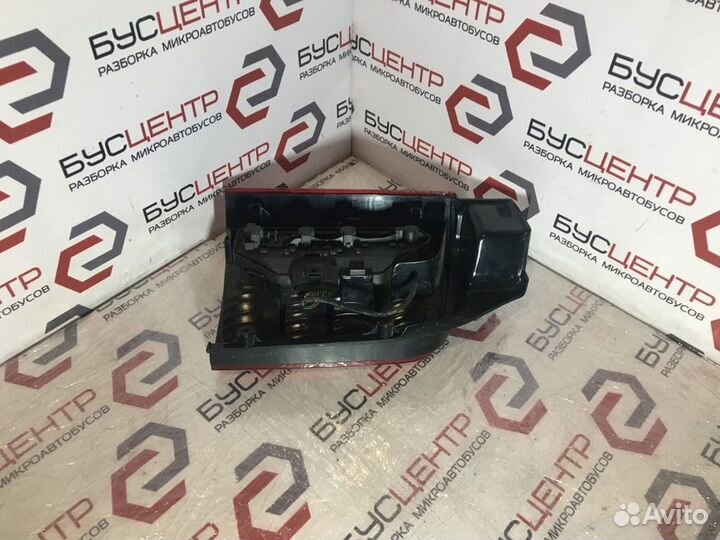 Фонарь правый Volkswagen Transporter T5