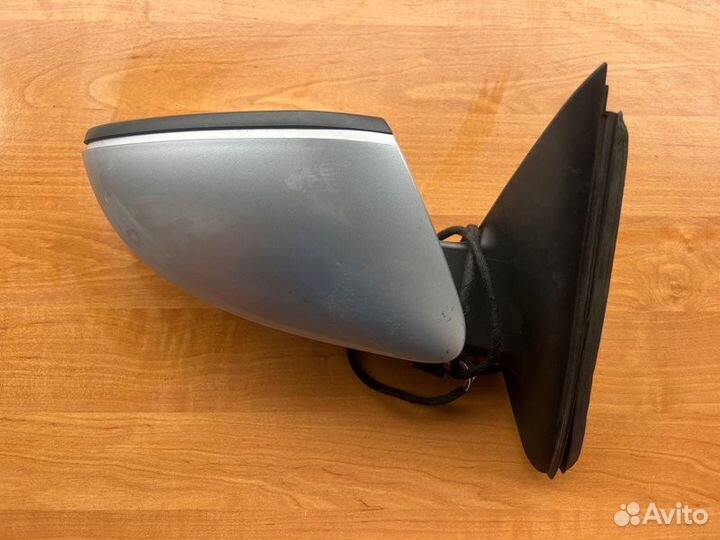 Зеркало наружное переднее правое Skoda Octavia A7