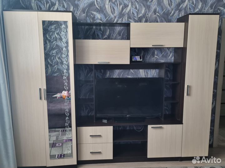 Стенка в гостиную бу