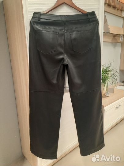 Брюки из экокожи, черные, размер М, Mango