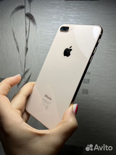 iPhone 8 Plus, 64 ГБ