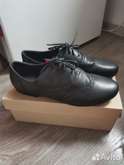 Полуботинки женские (41 размер) новые