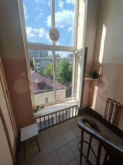 Комната 12 м² в 6-к., 5/5 эт.