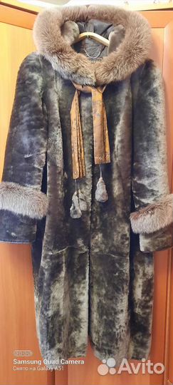 Шуба мутоновая с капюшоном