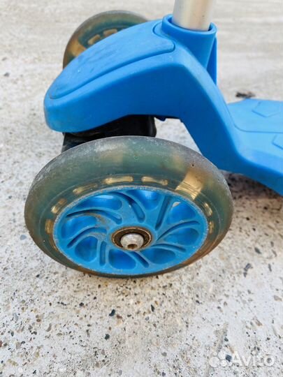 Самокат детский трехколесный