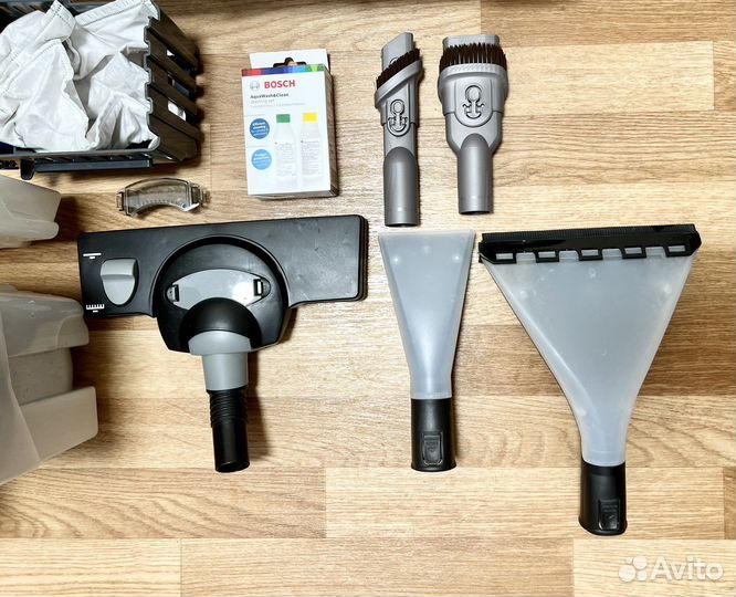 Пылесос моющий Bosch BWD41740