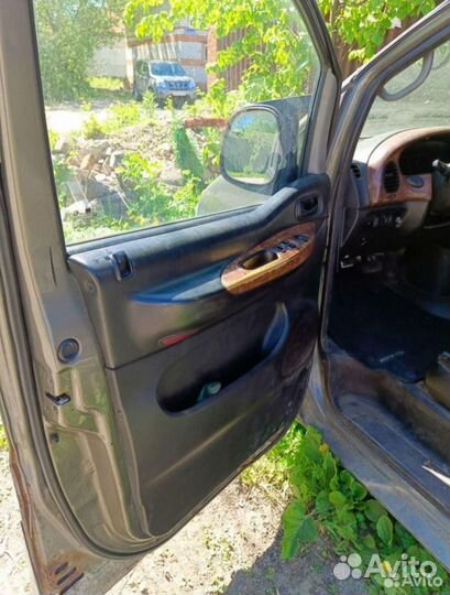 Б/у запчасти Hyundai H-1 Starex рест