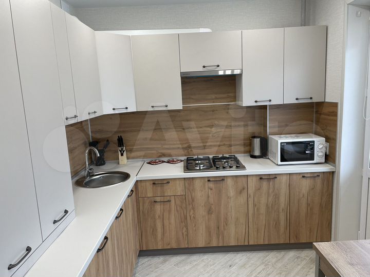 1-к. квартира, 40 м², 8/10 эт.