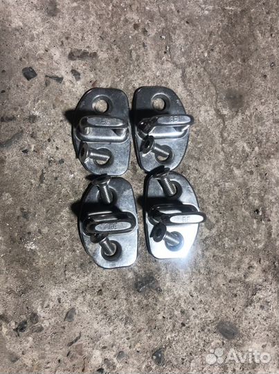 Ответные петли дверей замка ауди а6 с5