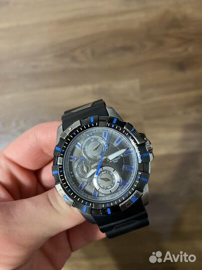 Наручные часы casio