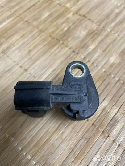 Датчик распредвала Ford Focus 2