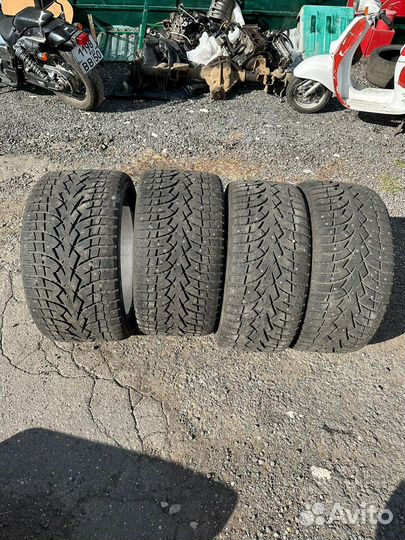 Toyo Observe G3-Ice 285/35 R21 и 325/30 R21 105T
