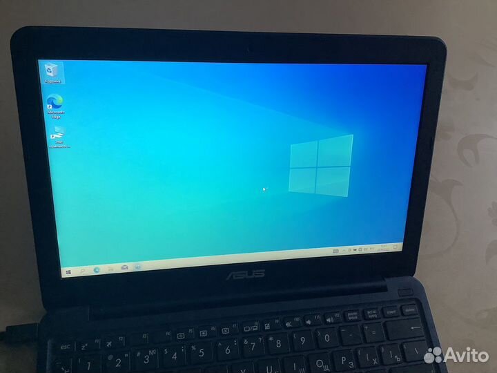 Asus X205T