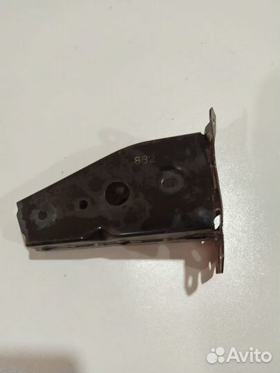 Кронштейн усилителя пер бампера левый Mazda CX-5