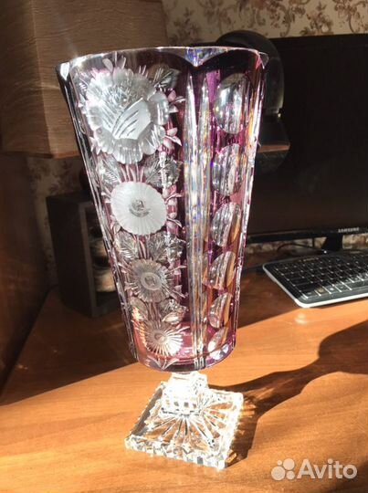 Хрустальная ваза
