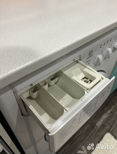 Стиральная машина indesit wisl103