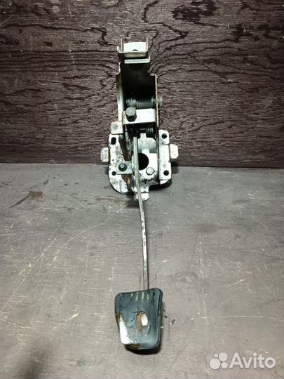 Педаль сцепления Chevrolet Lanos седан A15SMS 2008