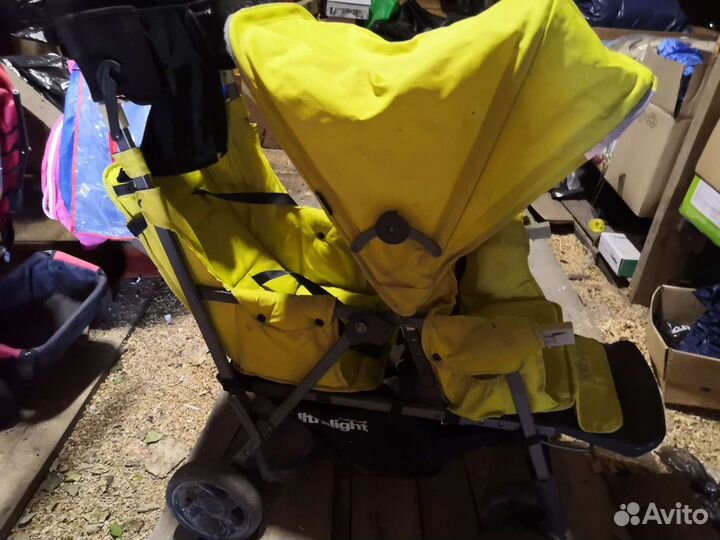 Прогулочная коляска для двойни, погодок