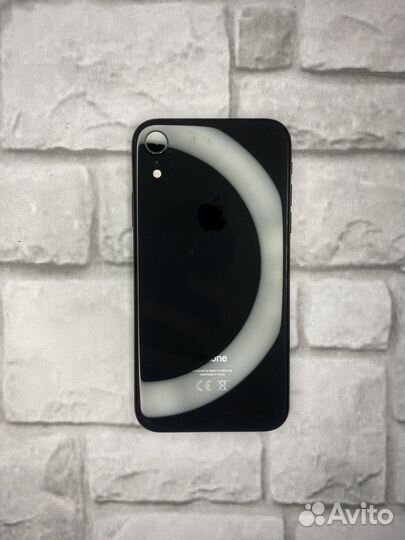 iPhone Xr, 64 ГБ