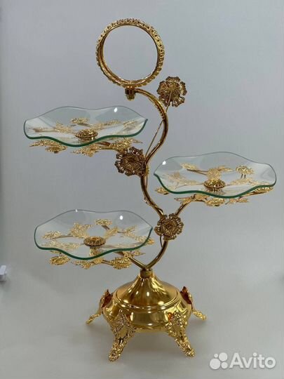 Этажерка, горка, ваза