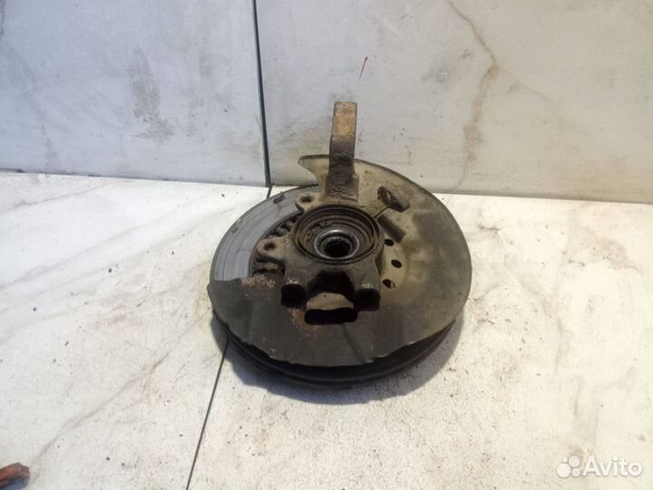 Кулак передний правый LADA Priora 2010 priora