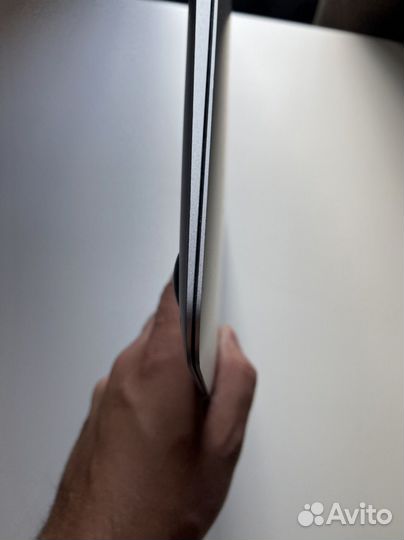 MacBook Air 13 2017 (8/128)