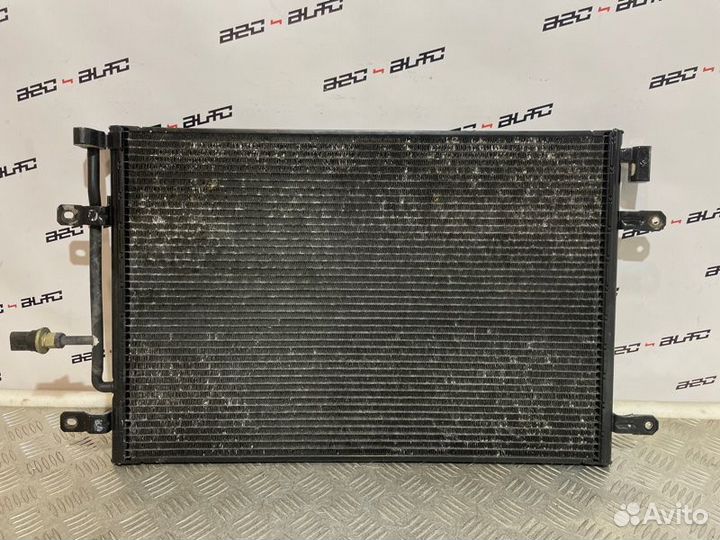 Радиатор кондиционера Audi A4 B7 2.0 2008
