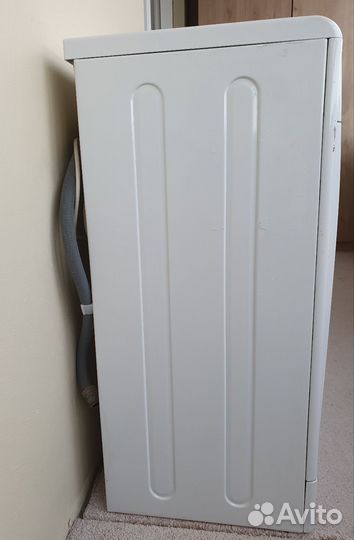Стиральная машина бу Indesit wisl 102
