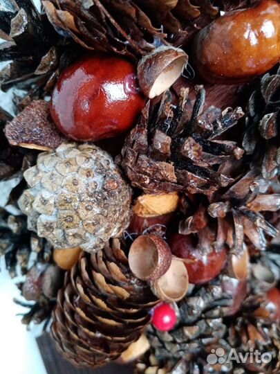 Осенняя поделка из природных материалов Венок