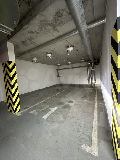 Машиноместо, 13 м²