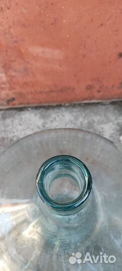 Бутылка стеклянная