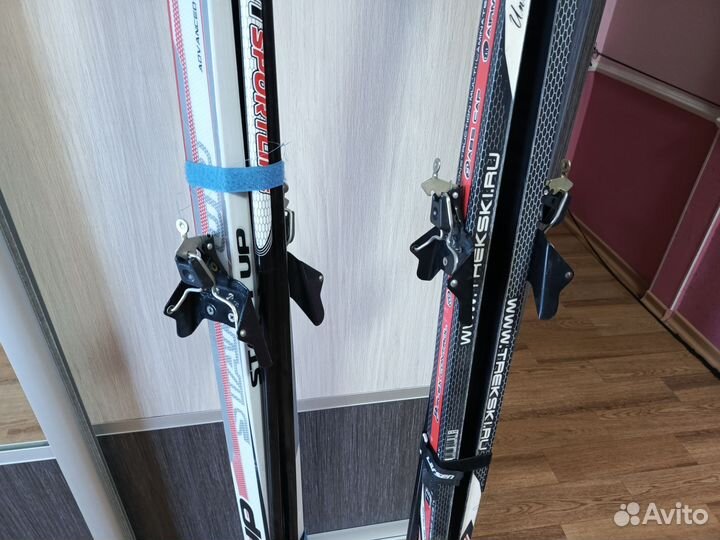 Беговые лыжи с ботинками 37,40
