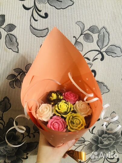 Сладкие букеты из шоколада