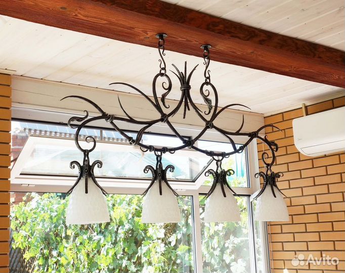 Люстра кованая