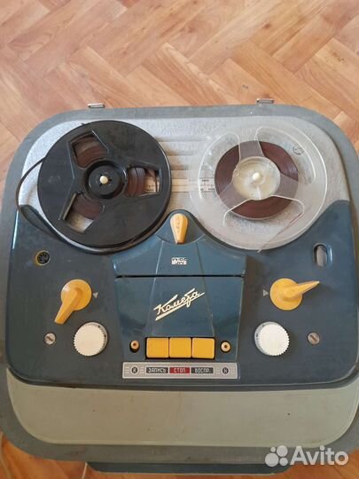 Магнитофон комета