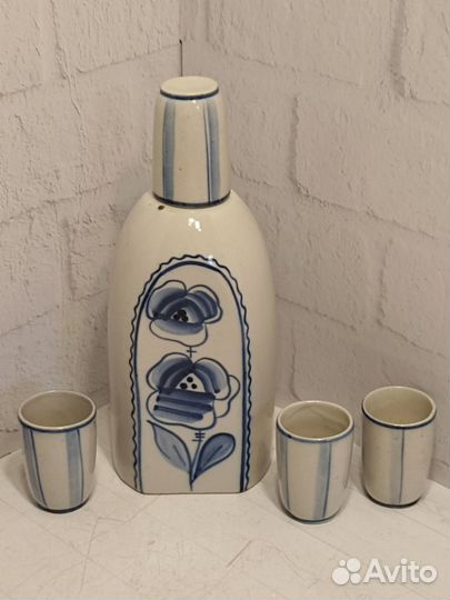 Штоф и четыре стопки, Гжель