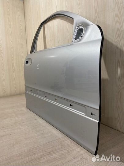 Дверь боковая передняя правая Mercedes Benz C230