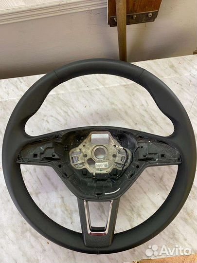 Руль Шкода Октавия а7 2019 года