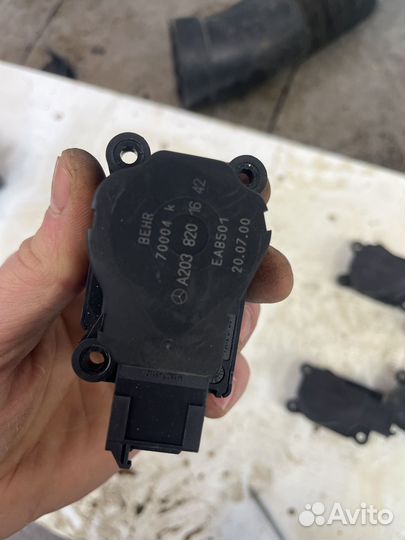 Сервопривод печки Mercedes W203