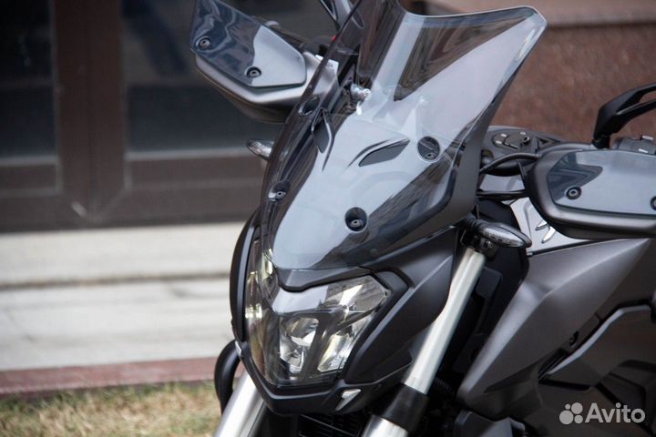 Мотоцикл bajaj dominar 400 touring