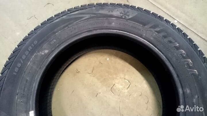 Viatti Brina V-521 205/60 R16 96T