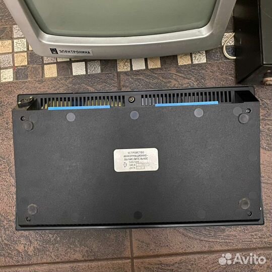 Компьютер Электроника бк 0011