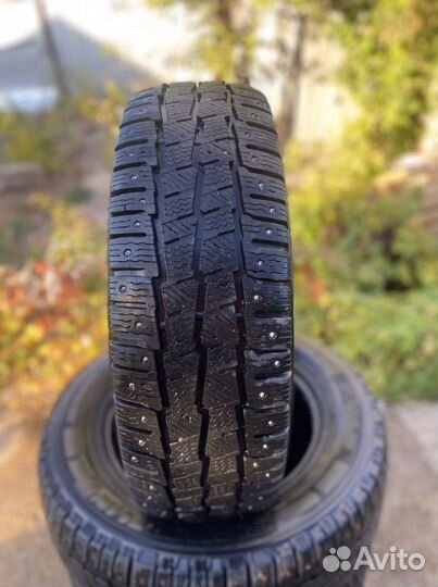 Michelin Agilis 215/65 R16C 109R